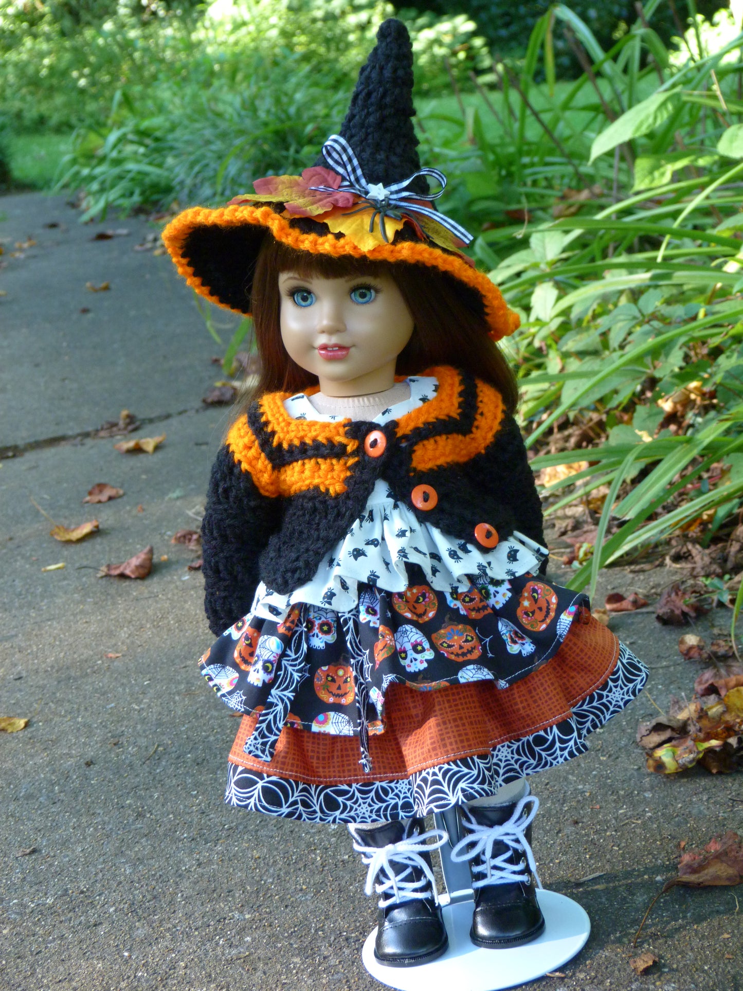 Spooky Halloween Witch Outfit for 18 Inch Doll