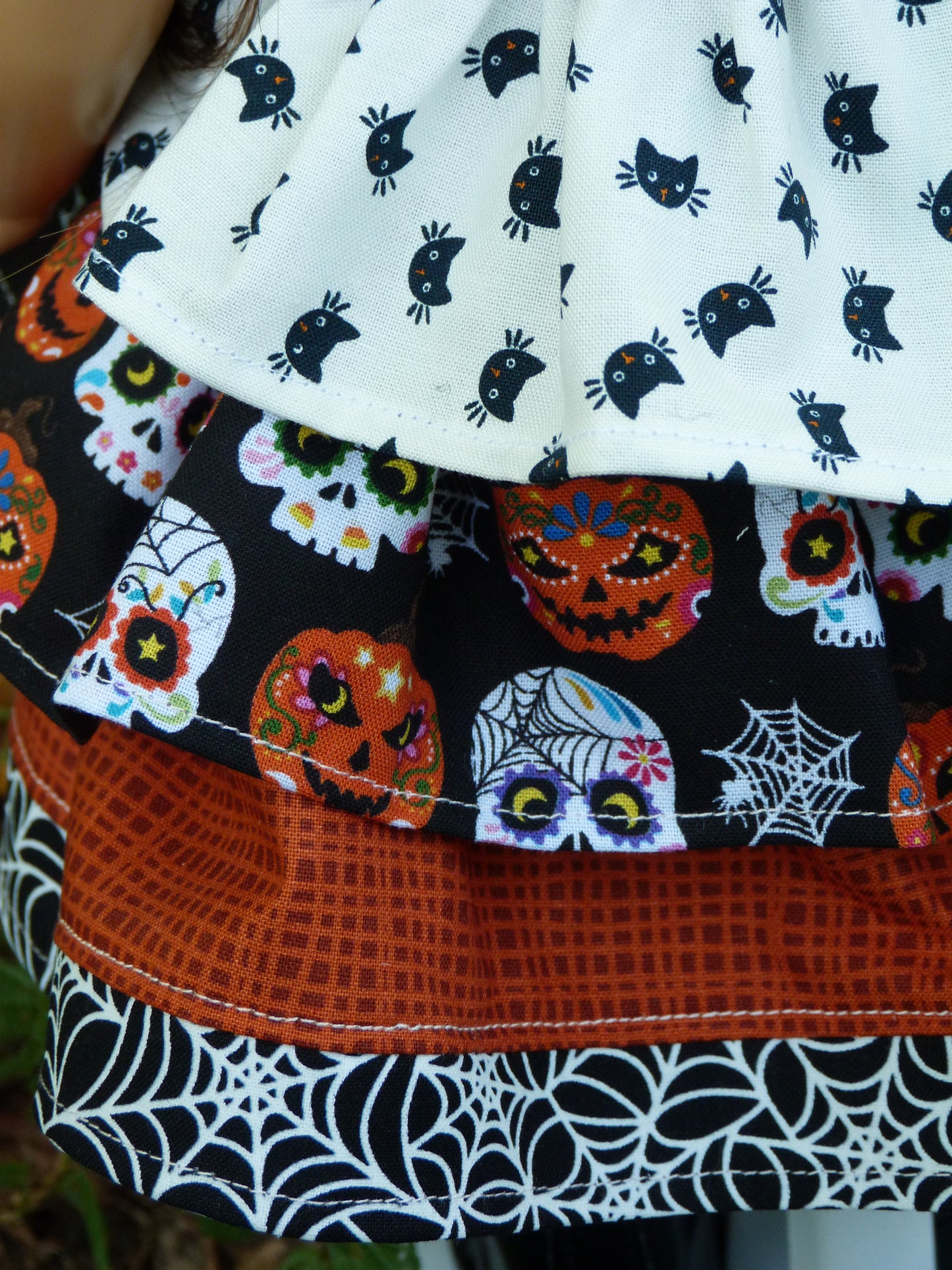 Spooky Halloween Witch Outfit for 18 Inch Doll