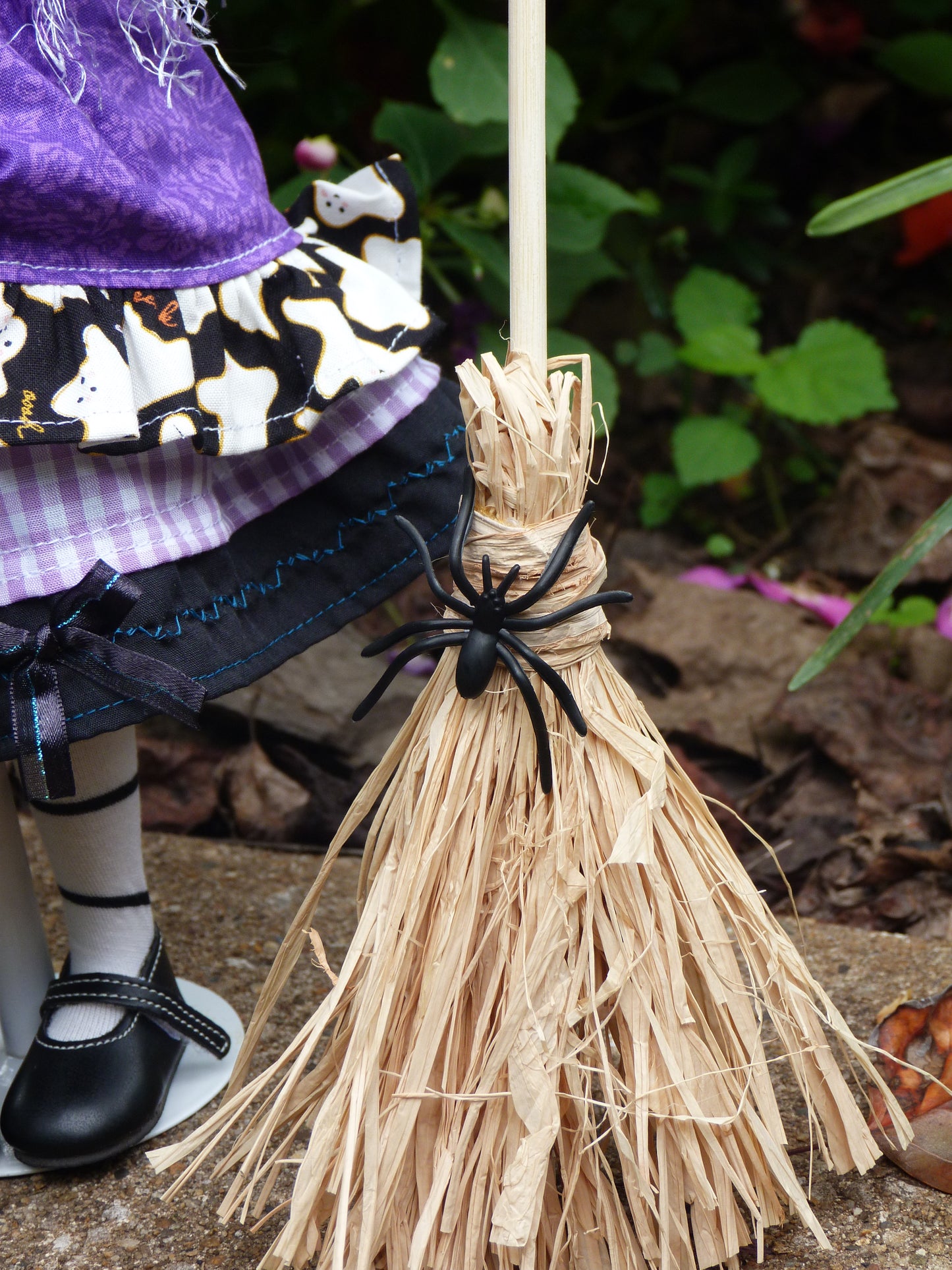 Ghostly Halloween Witch Outfit Handmade to fit Ruby Red Fashion Friends Doll
