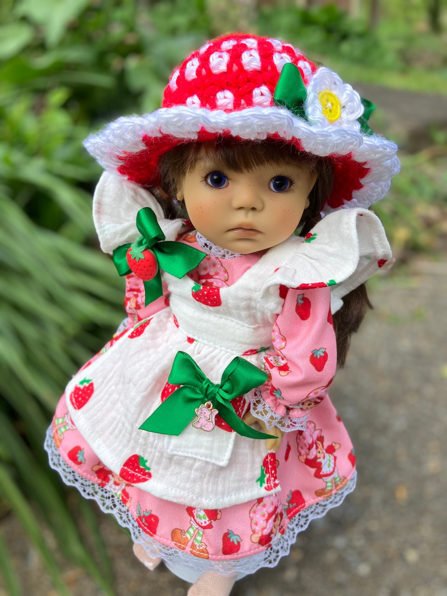 Meadowdoll Dumpling Strawberry Outfit