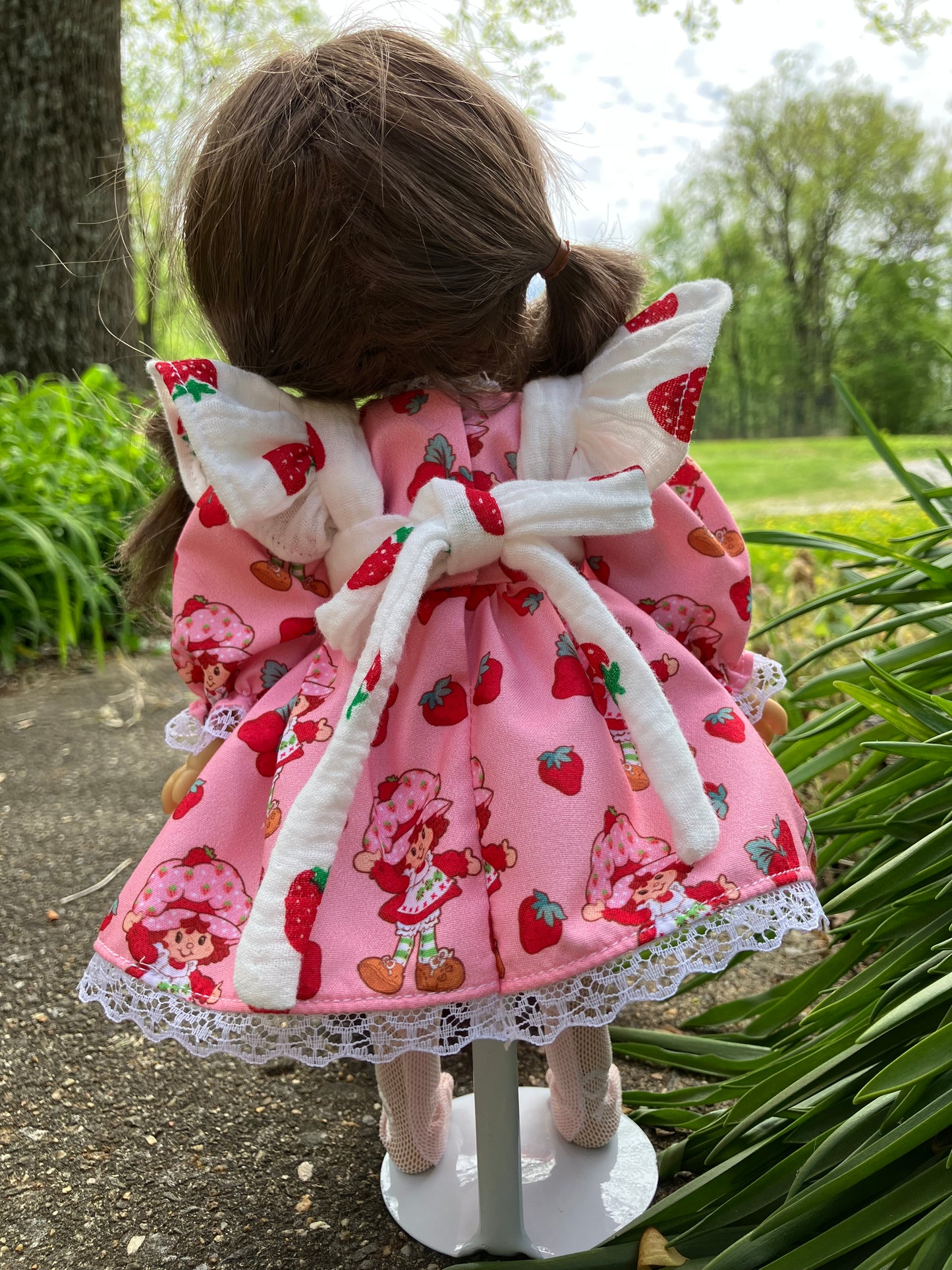 Meadowdoll Dumpling Strawberry Outfit