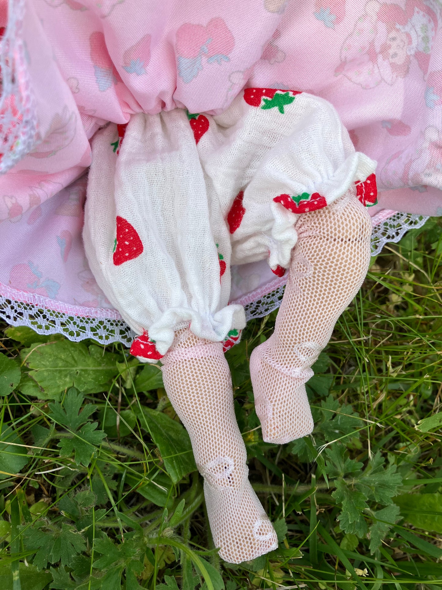 Meadowdoll Dumpling Strawberry Outfit