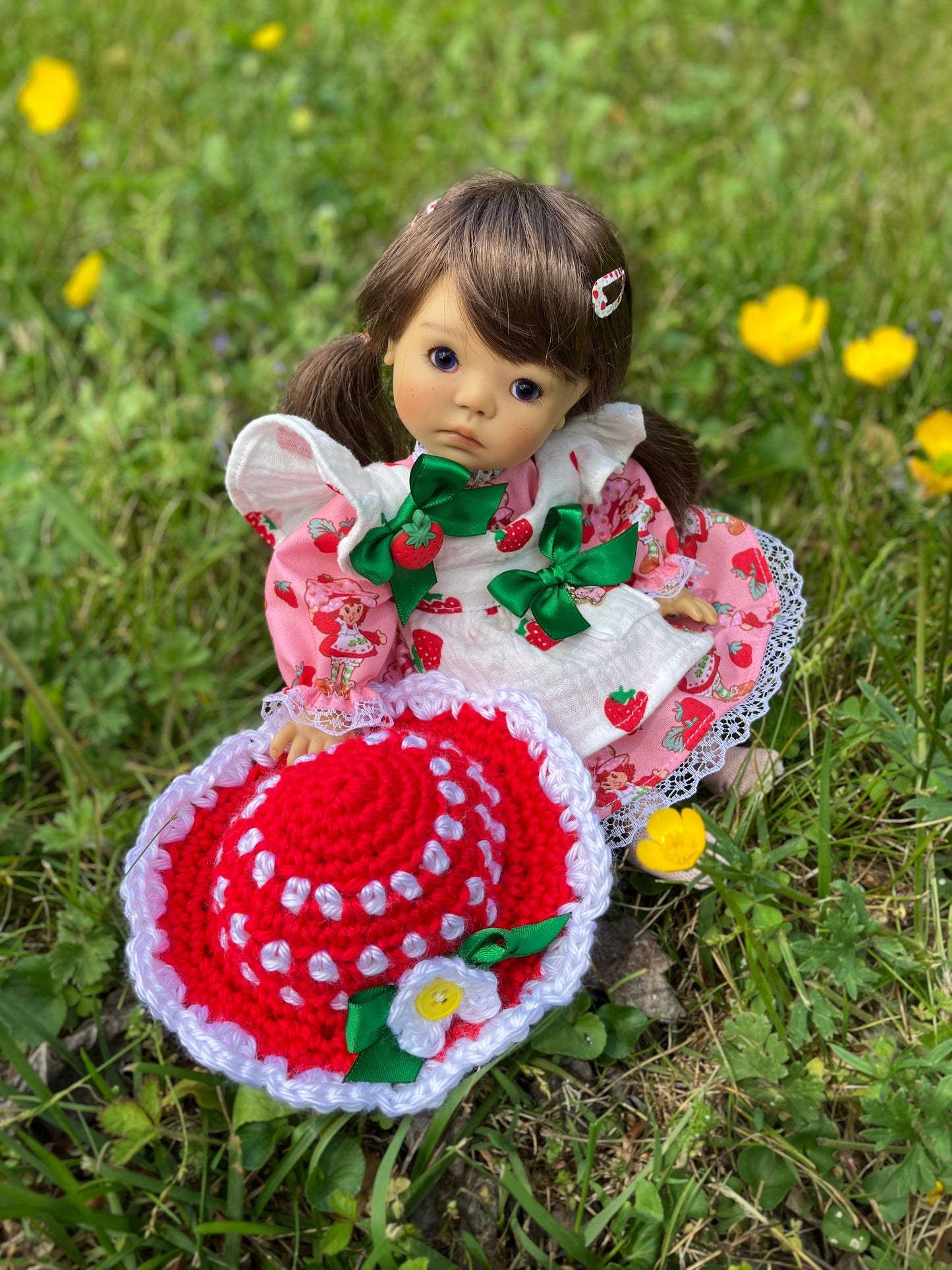 Meadowdoll Dumpling Strawberry Outfit