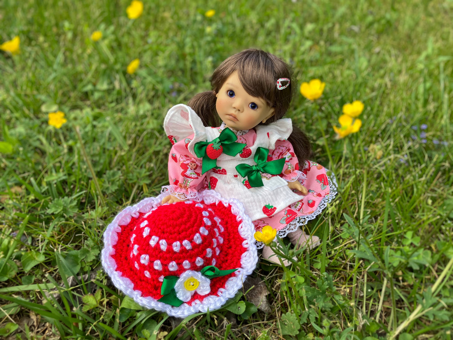 Meadowdoll Dumpling Strawberry Outfit
