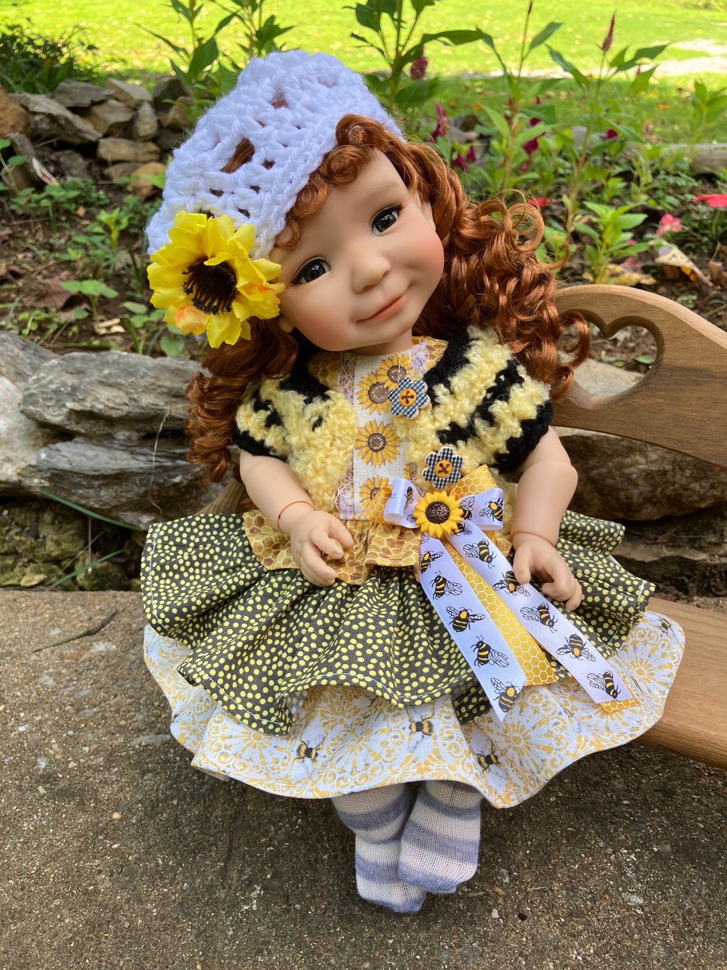 Fall Sunflowers & Honeybees Outfit for 15 Inch Meadowdoll Moppet
