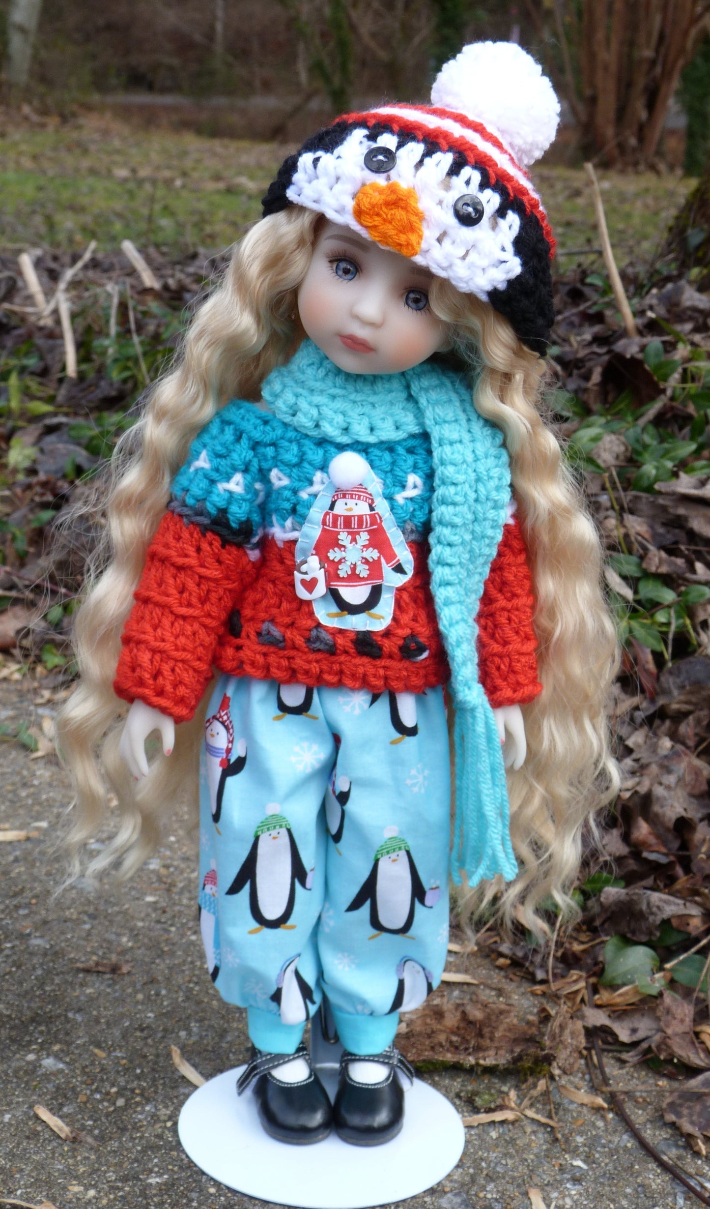 Penguin Hot Cocoa Party Outfit for Ruby Red Doll