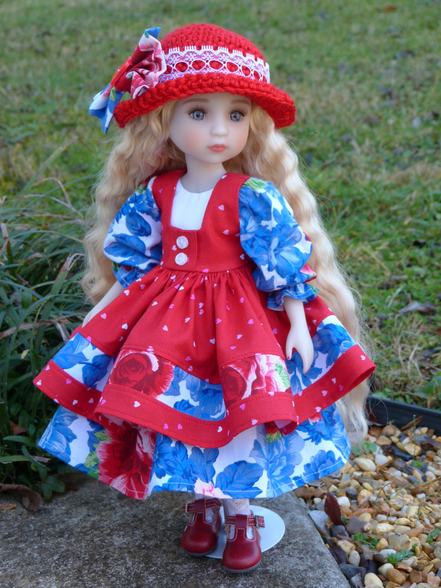 Roses are Red, Violets are Blue Outfit Handmade to fit 14.5 Inch Ruby Red Fashion Doll