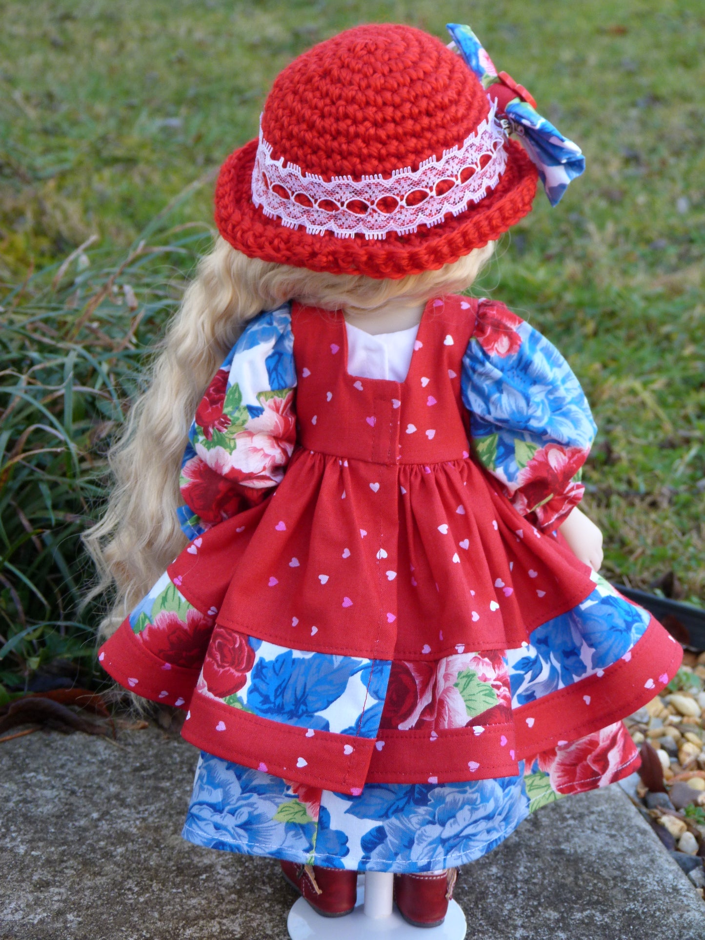 Roses are Red, Violets are Blue Outfit Handmade to fit 14.5 Inch Ruby Red Fashion Doll