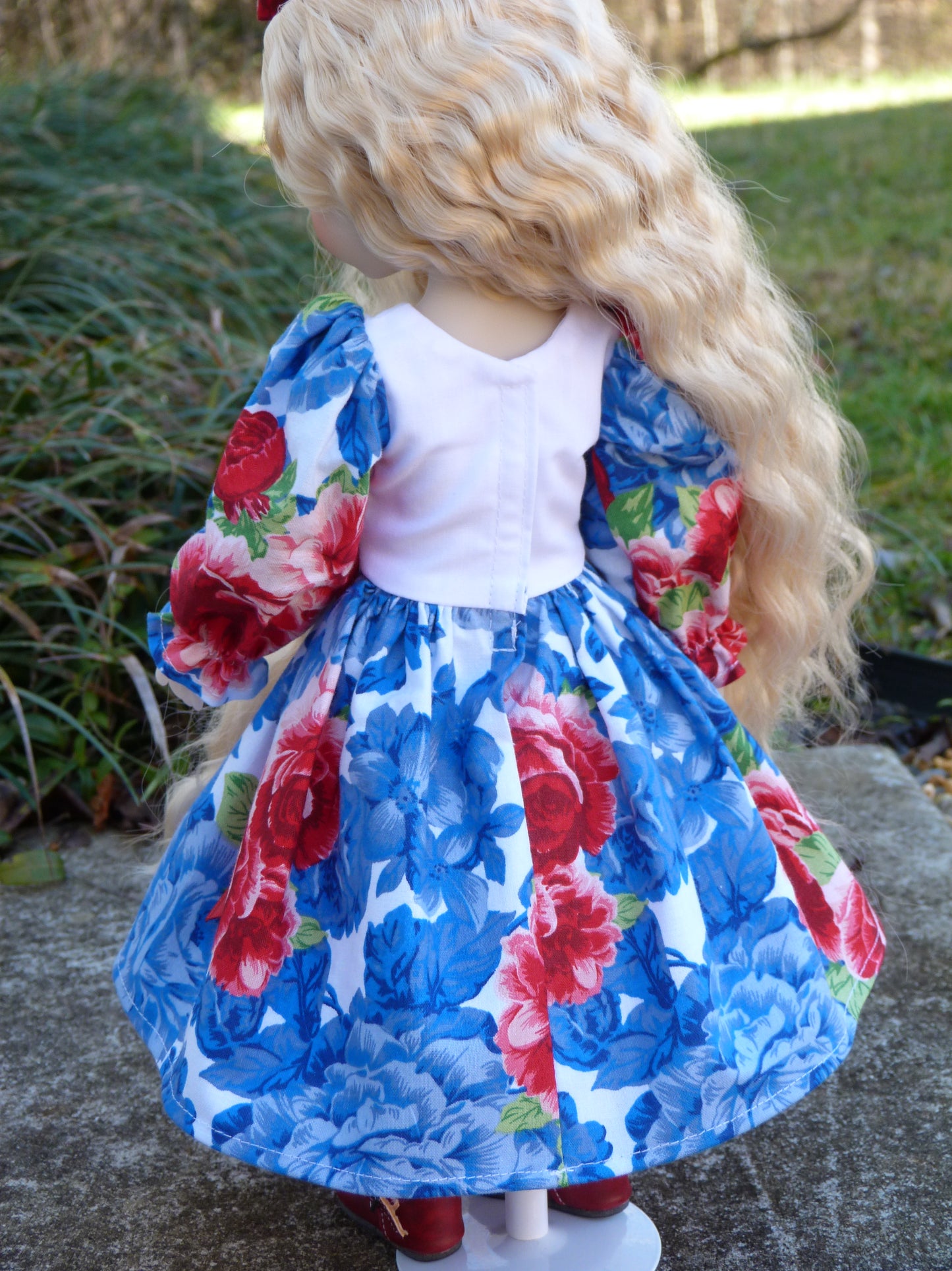 Roses are Red, Violets are Blue Outfit Handmade to fit 14.5 Inch Ruby Red Fashion Doll