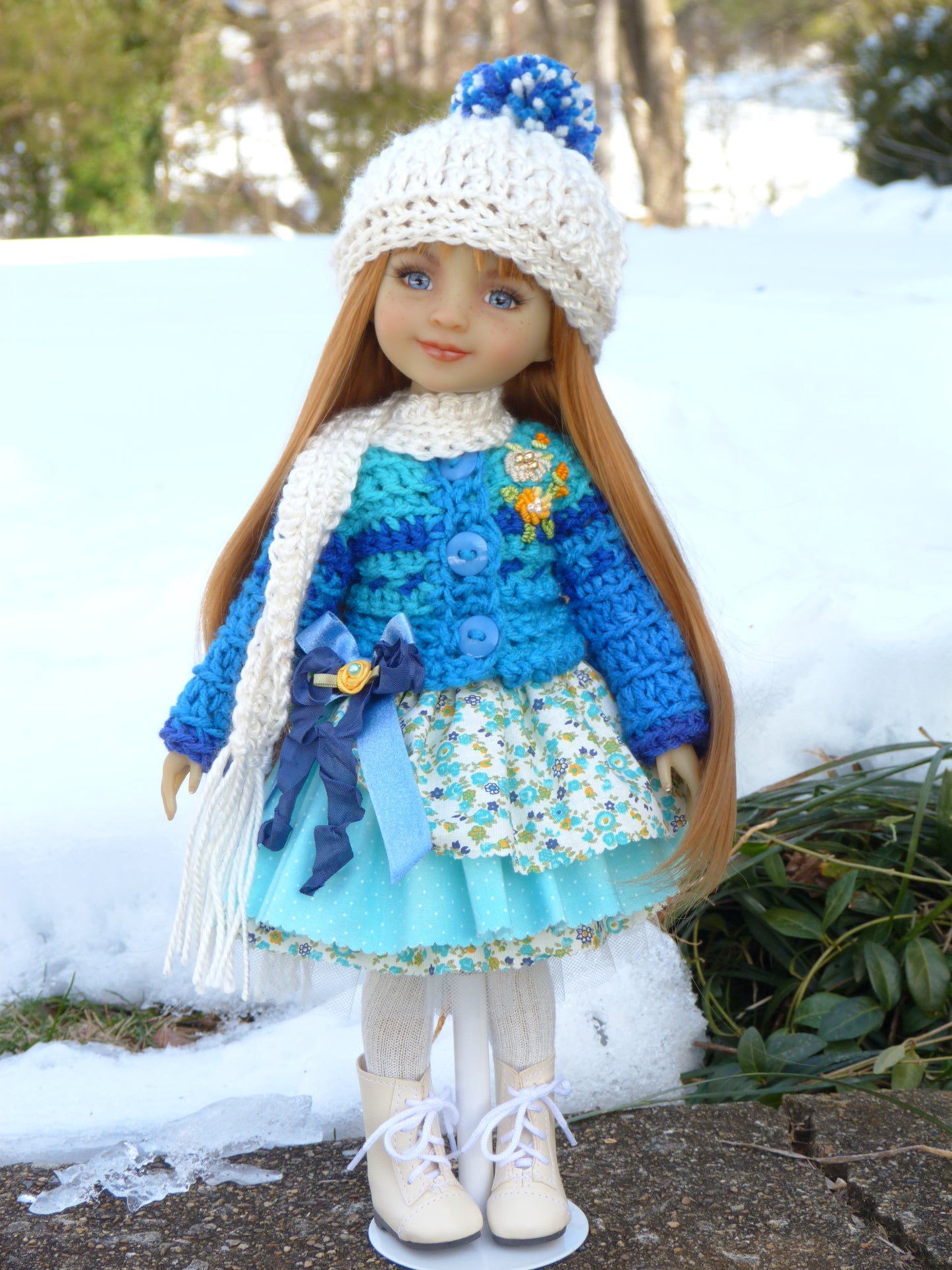 Winter Outfit Handmade to fit 14.5 Inch Ruby Red Fashion Doll