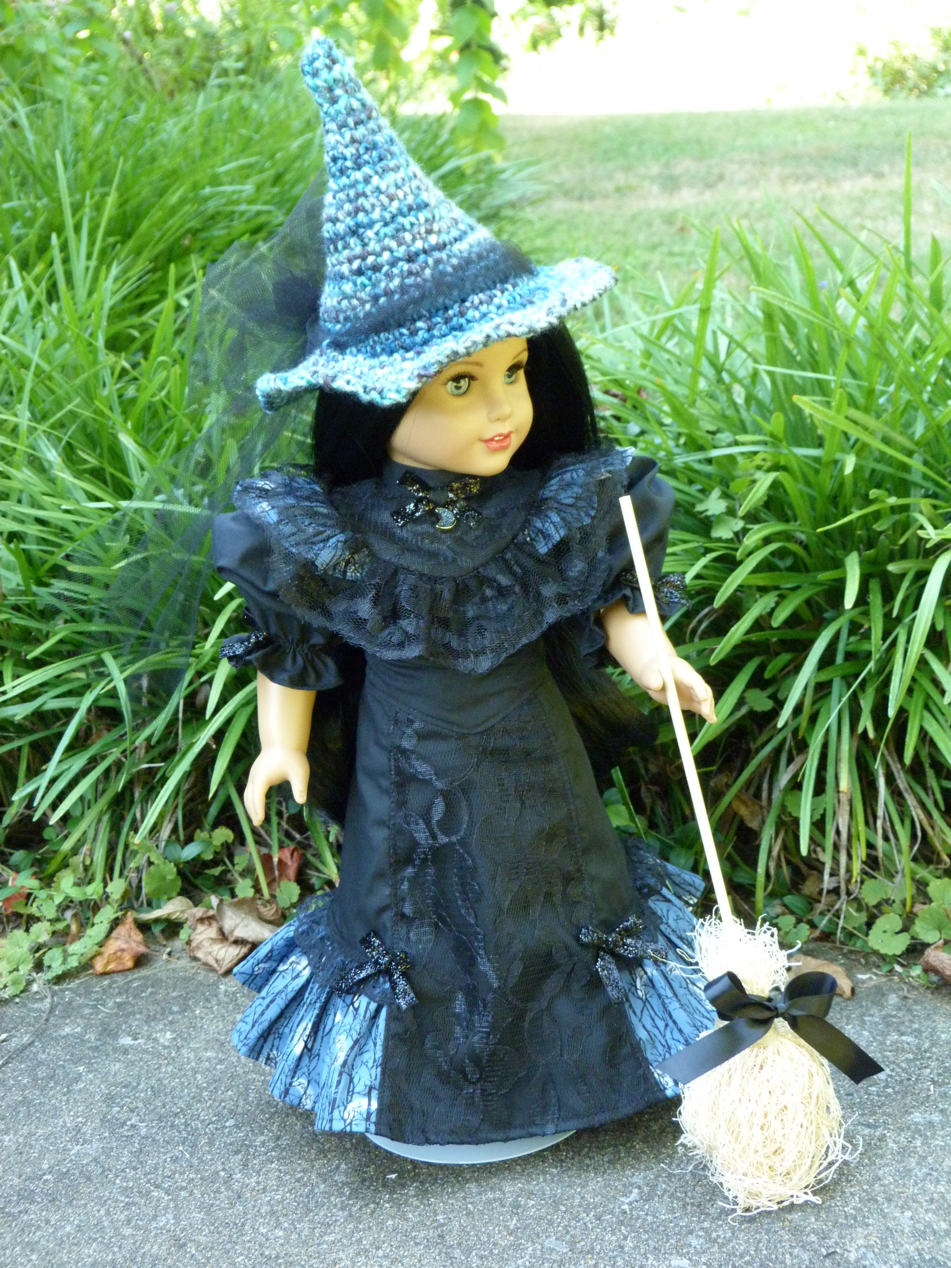 Spooky Victorian Halloween Witch Ensemble – American Doll Dreams