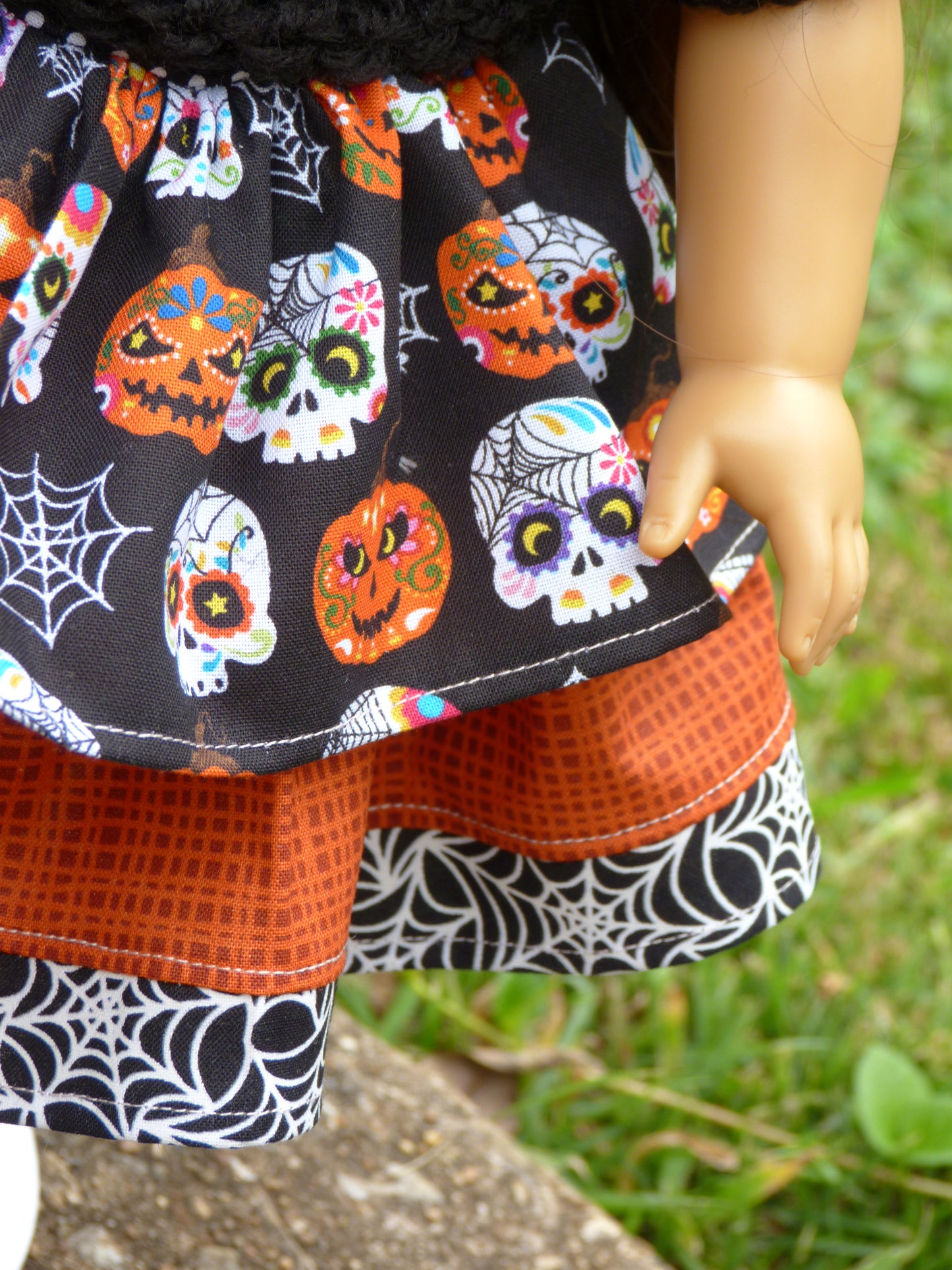 Spooky Halloween Witch Outfit for 18 Inch Doll