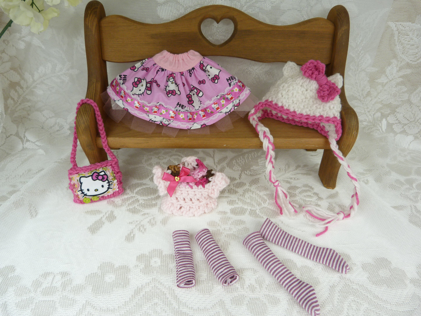 Hello Kitty Outfit Handmade to fit 11 Inch Dumpling Meadowdoll