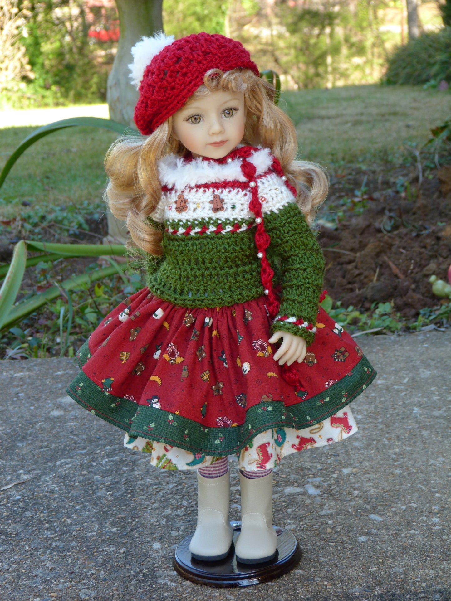 Christmas Sweets Outfit Handmade to fit 20 in. Maru and Friends Doll