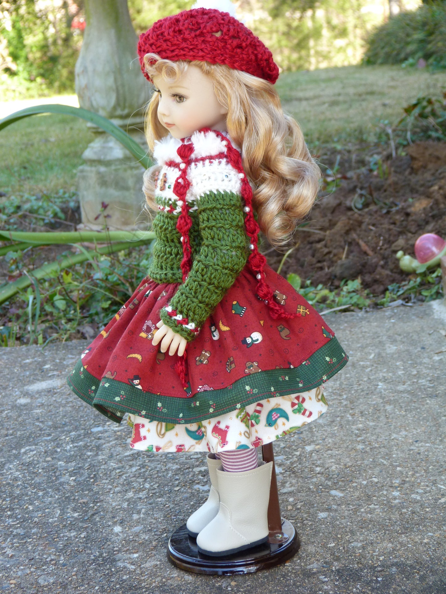 Christmas Sweets Outfit Handmade to fit 20 in. Maru and Friends Doll