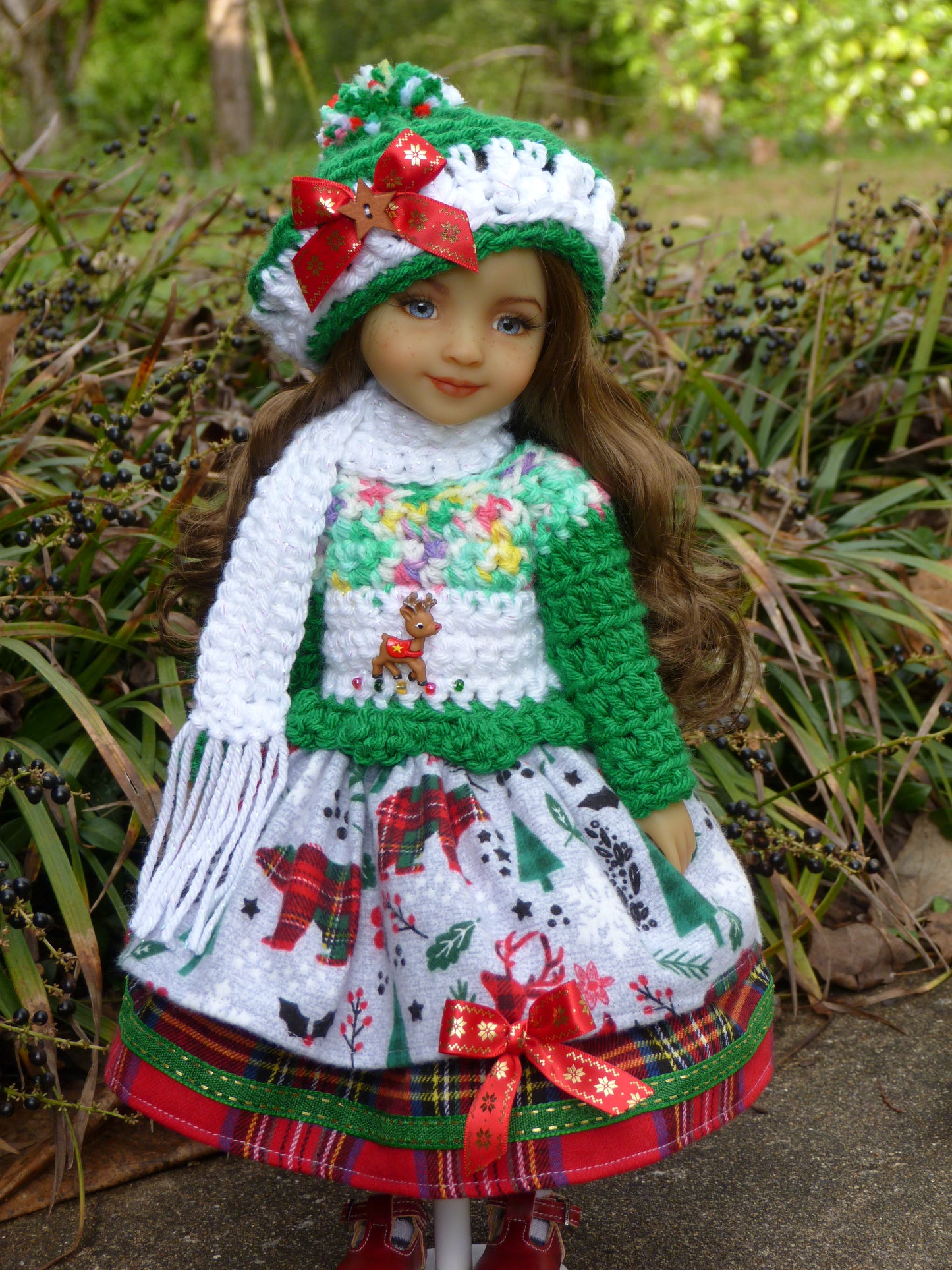 Santa's Helpers Christmas Outfit Handmade to fit 14.5 Inch Ruby Red Fashion Friends Doll