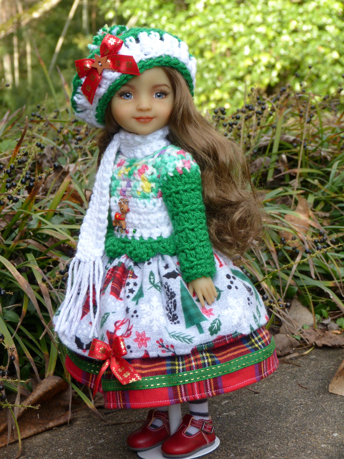 Santa's Helpers Christmas Outfit Handmade to fit 14.5 Inch Ruby Red Fashion Friends Doll