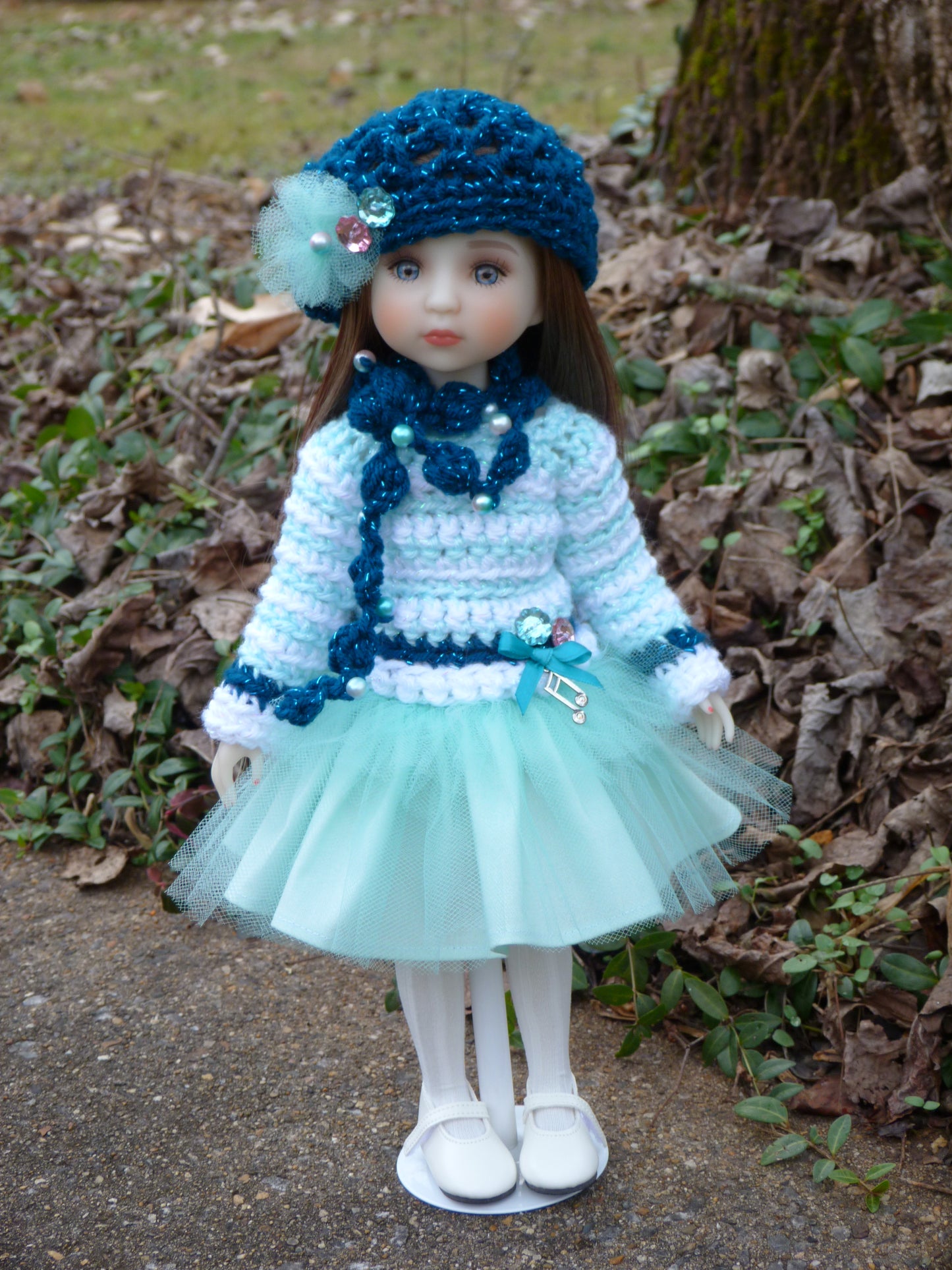 Winter Icicle Melody Outfit Handmade to fit 14.5 Inch Ruby Red Fashion Doll