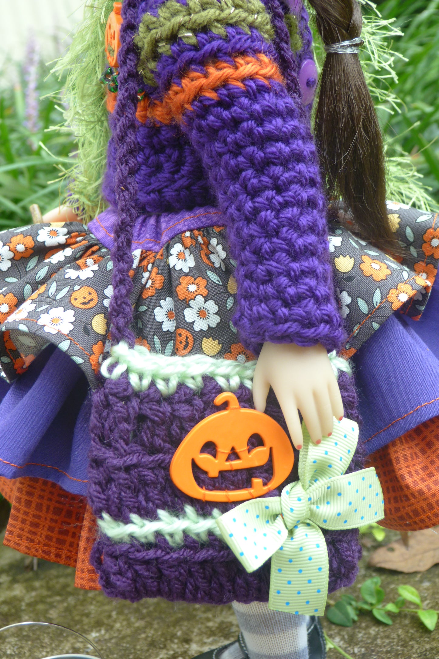 Jack-o'-lantern Halloween Outfit Handmade to fit Ruby Red Fashion Friends Doll