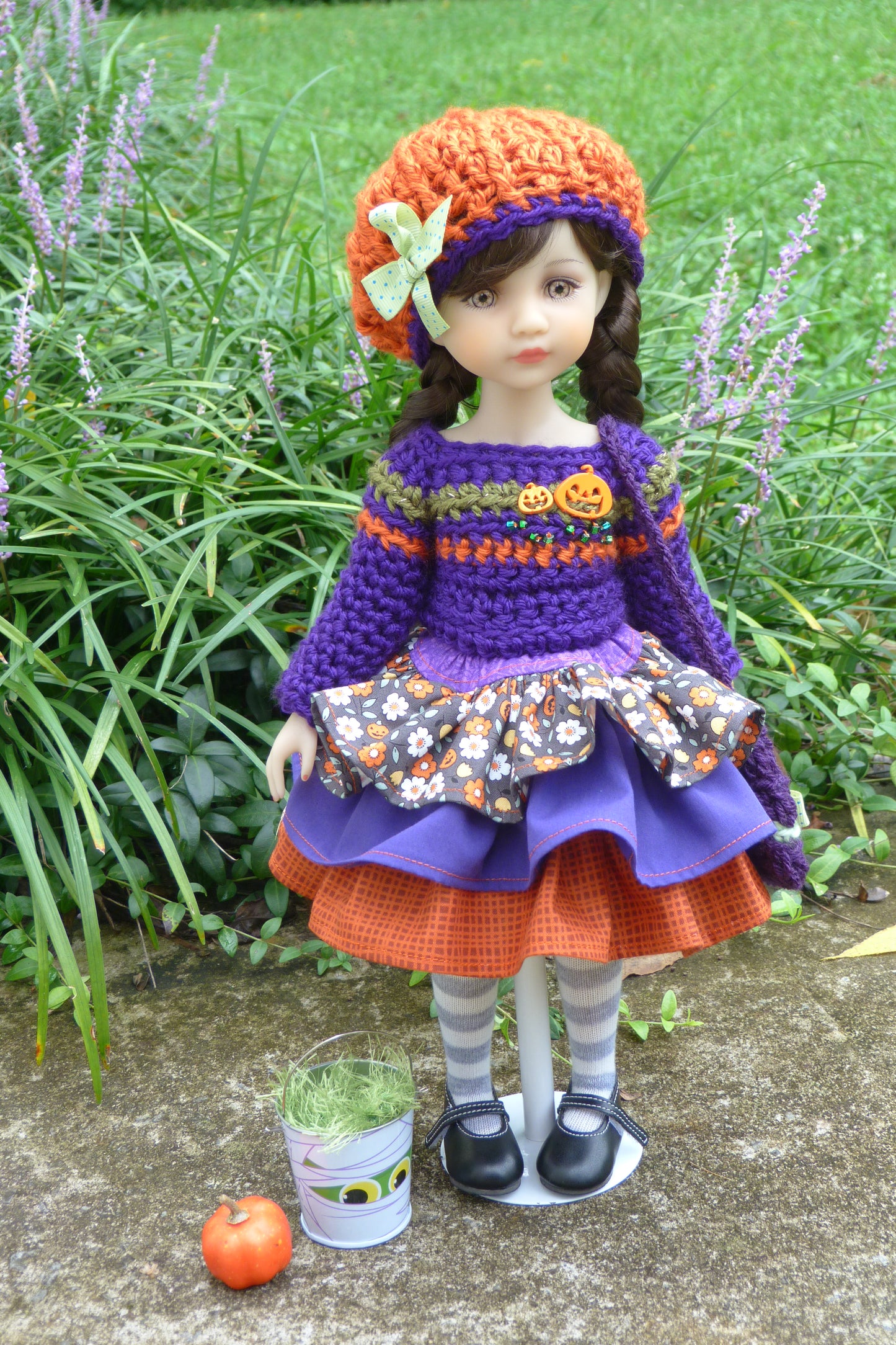 Jack-o'-lantern Halloween Outfit Handmade to fit Ruby Red Fashion Friends Doll