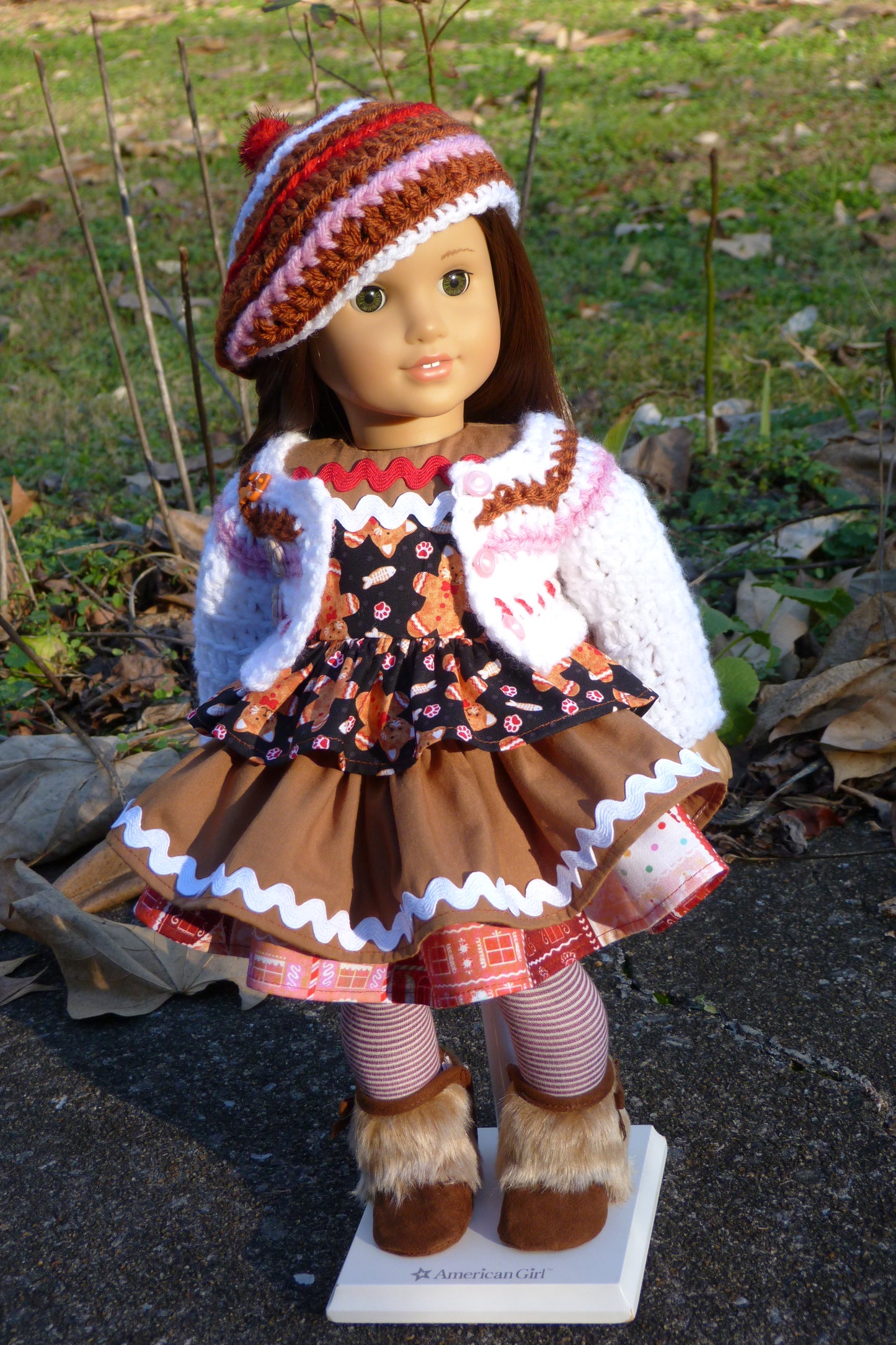 Gingerbread Cat Outfit for Dolls