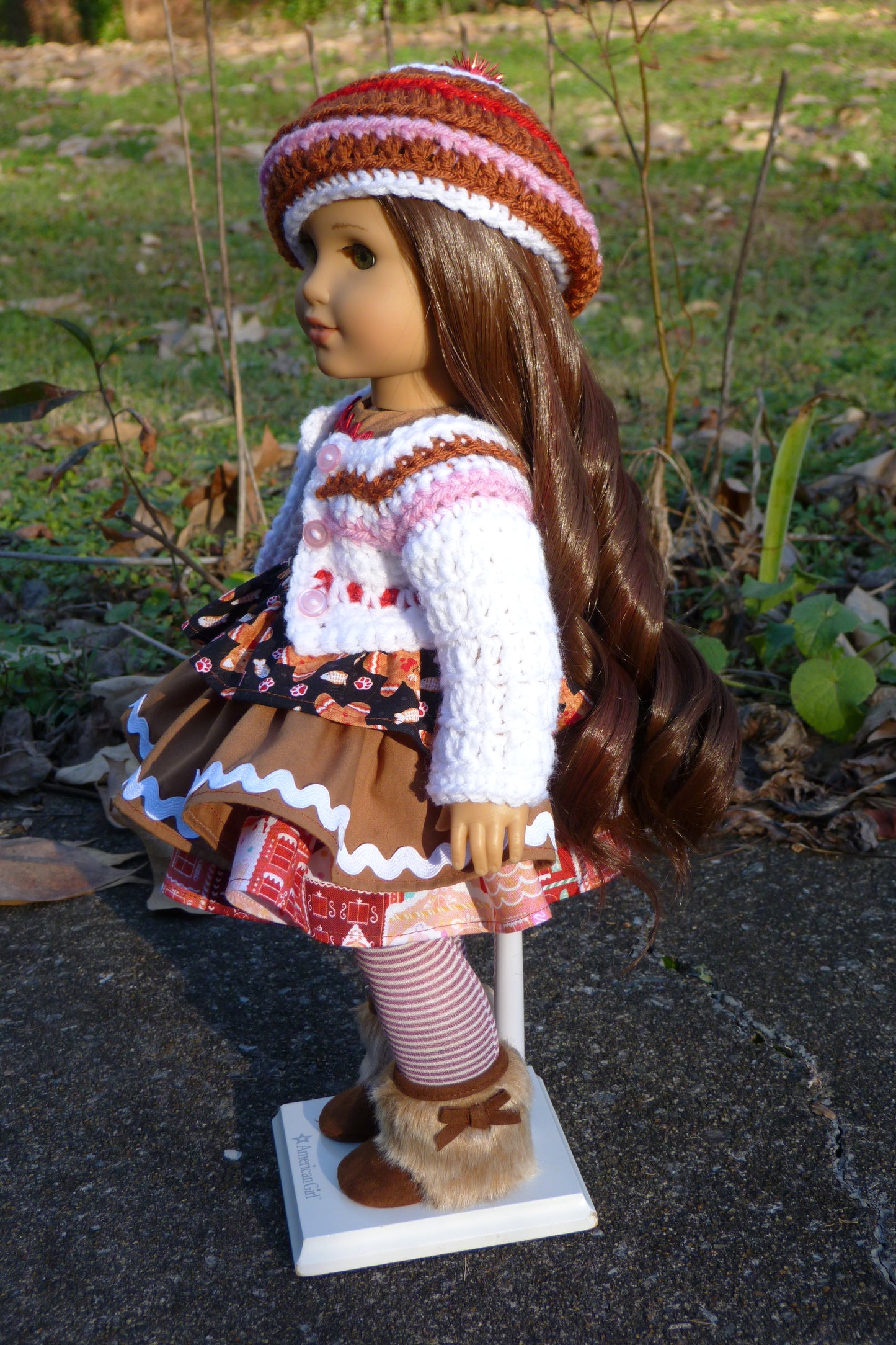 Gingerbread Cat Outfit for Dolls