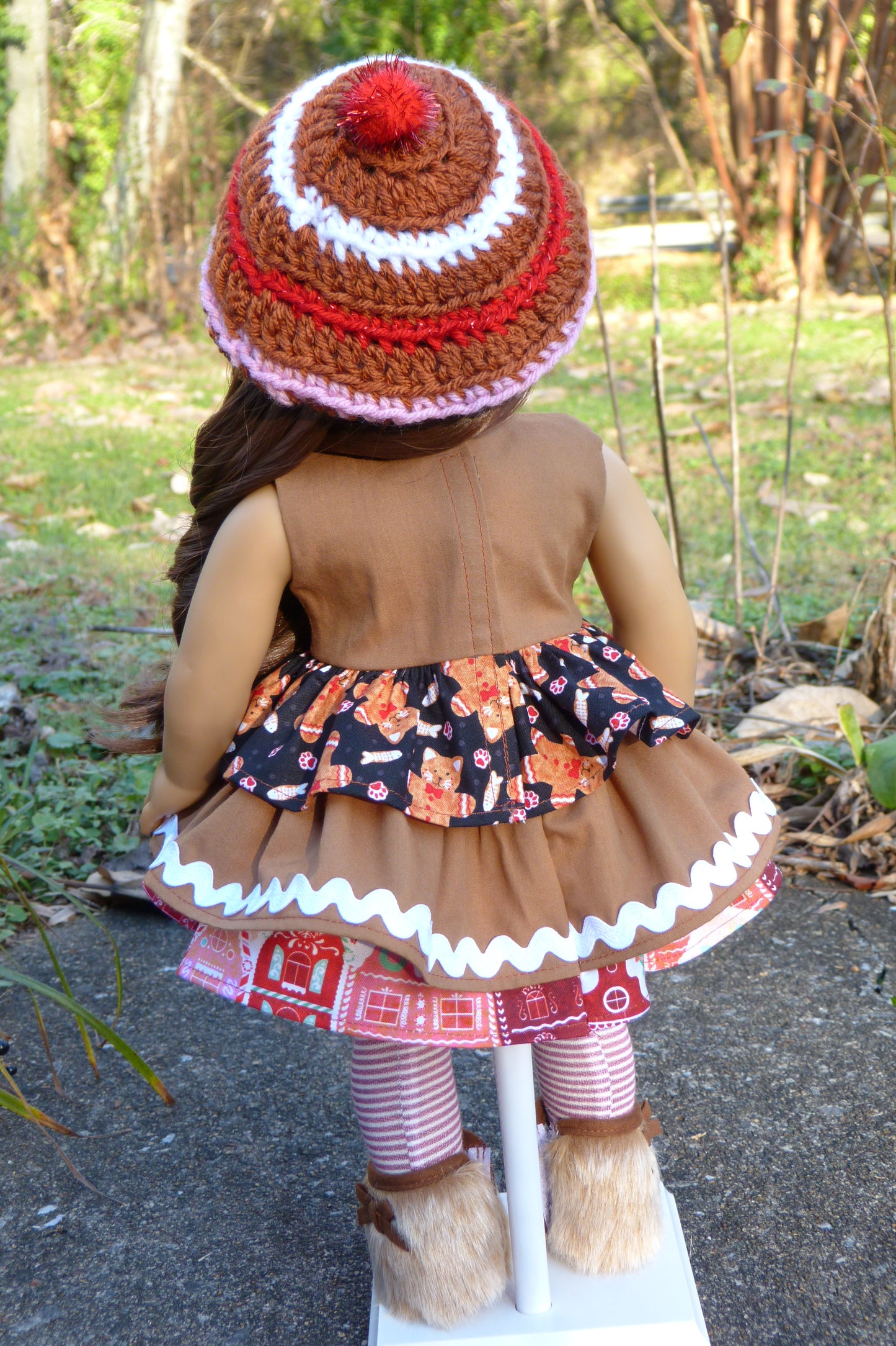 Gingerbread Cat Outfit for Dolls