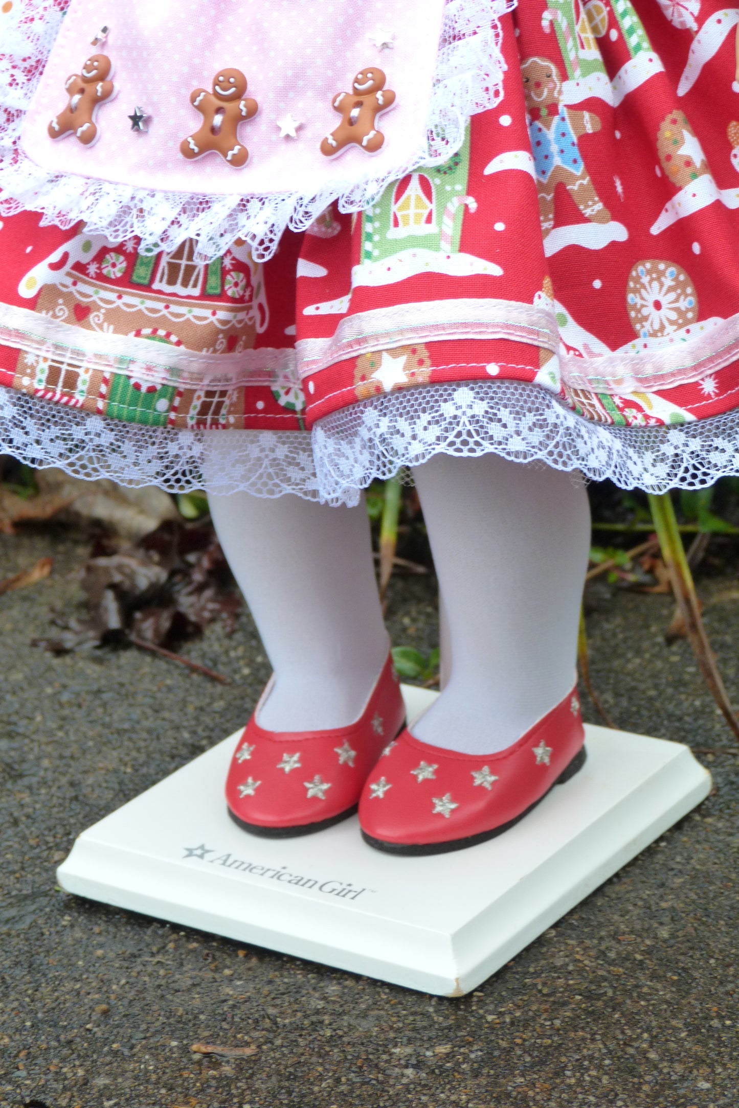 "Gingerbread Land" Doll Outfit