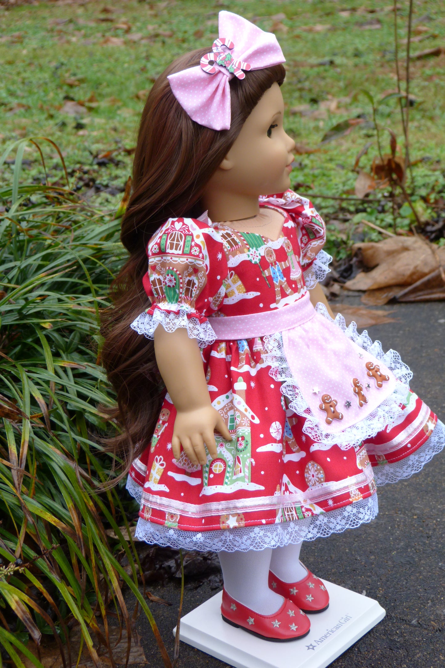"Gingerbread Land" Doll Outfit