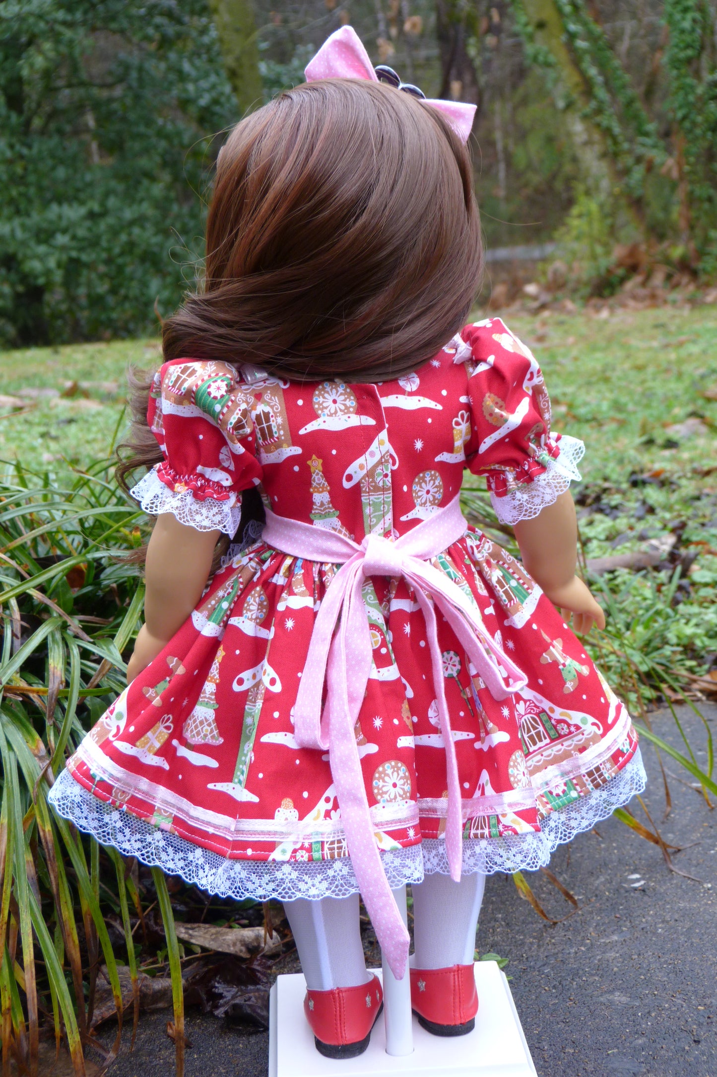 "Gingerbread Land" Doll Outfit