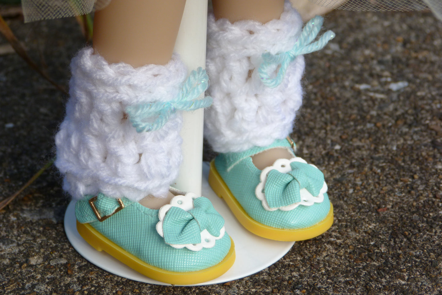 Winter Outfit Handmade to fit Ruby Red Fashion Friends Doll