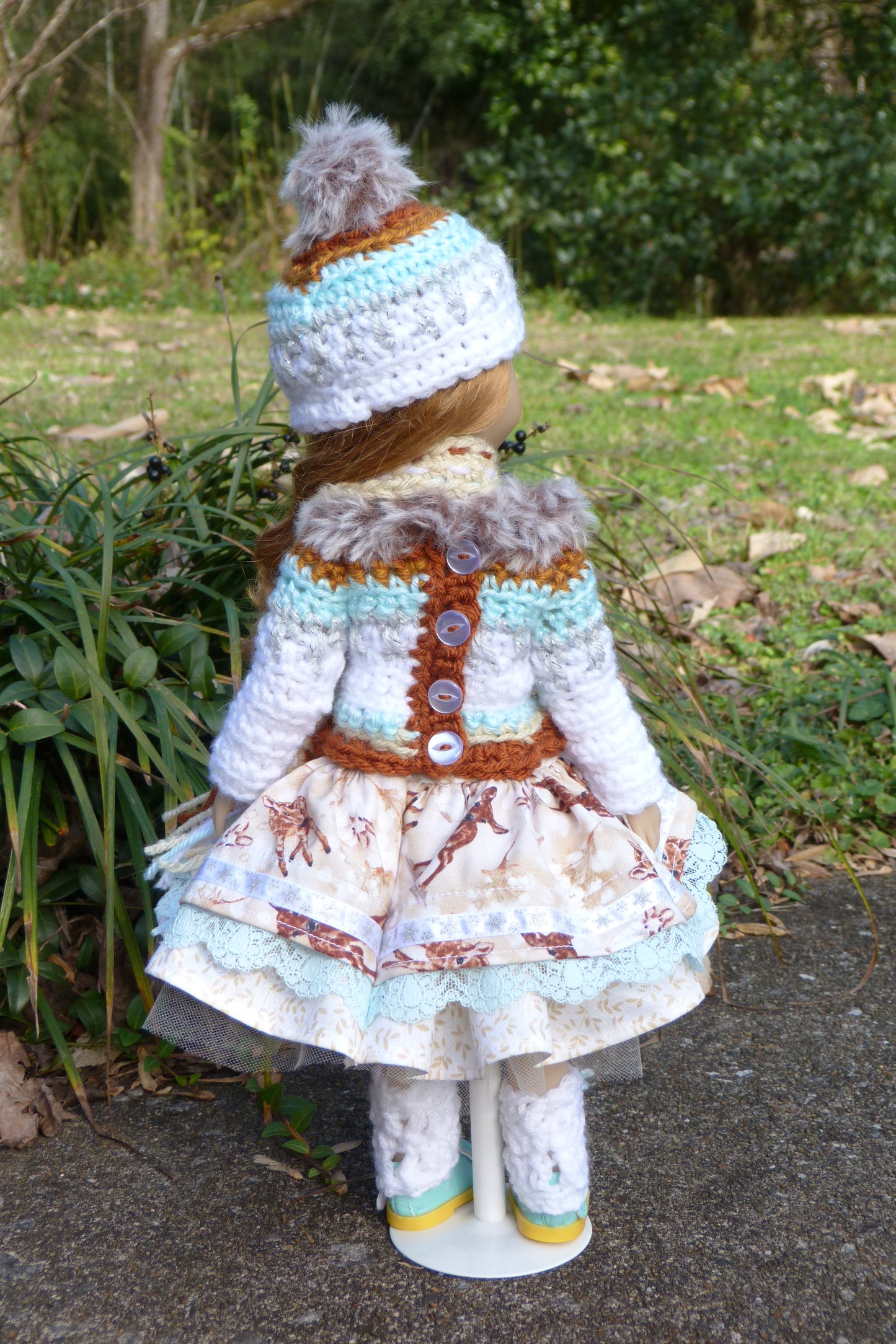 Winter Outfit Handmade to fit Ruby Red Fashion Friends Doll