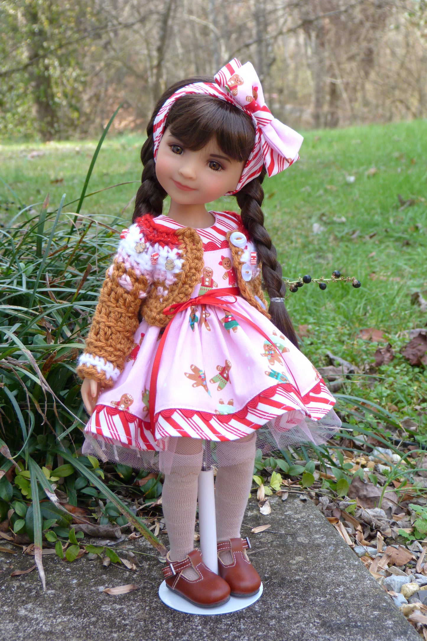 Peppermints and Gingerbread Outfit