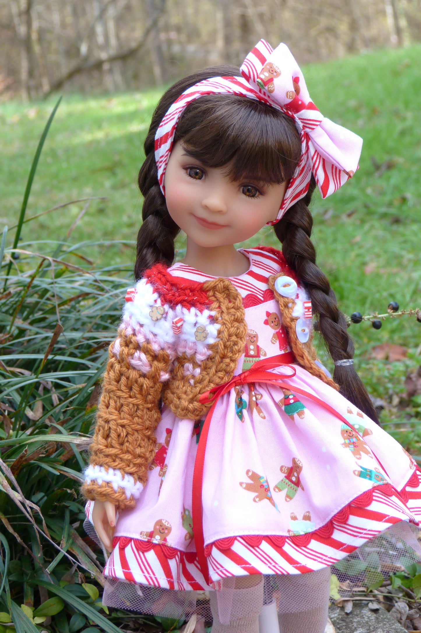 Peppermints and Gingerbread Outfit