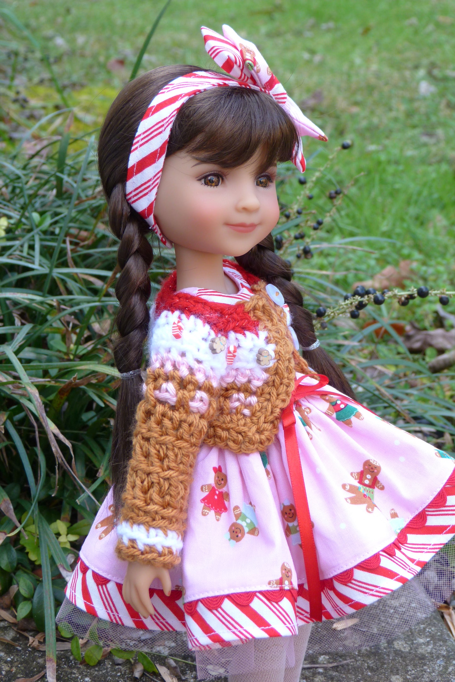 Peppermints and Gingerbread Outfit