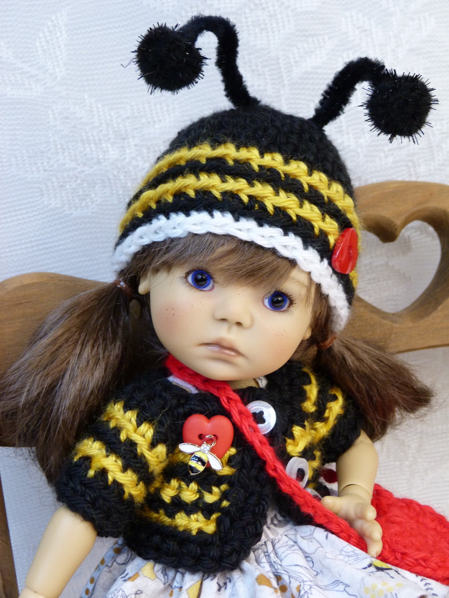 "Honey, Bee Mine" Valentine Outfit for 11 Inch Dumpling Meadowdoll